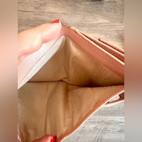 Prada saffiano leather compact wallet - Picture 5 of 7